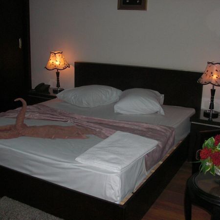 Cairo Plaza Guest House 6th of October City Bagian luar foto
