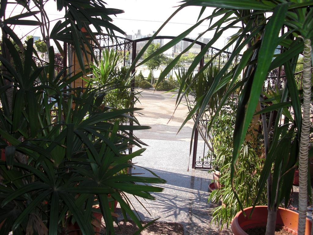 Cairo Plaza Guest House 6th of October City Bagian luar foto